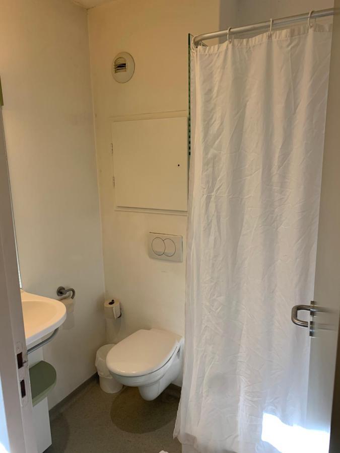 Ibis Budget Chambery Sud Challes Les Eaux Bagian luar foto
