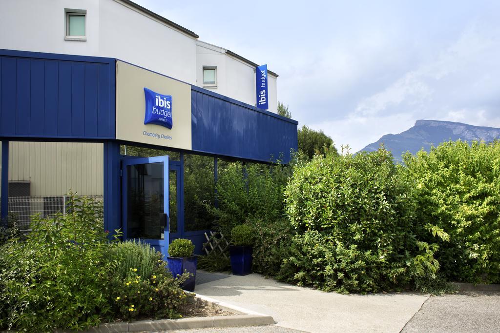 Ibis Budget Chambery Sud Challes Les Eaux Bagian luar foto