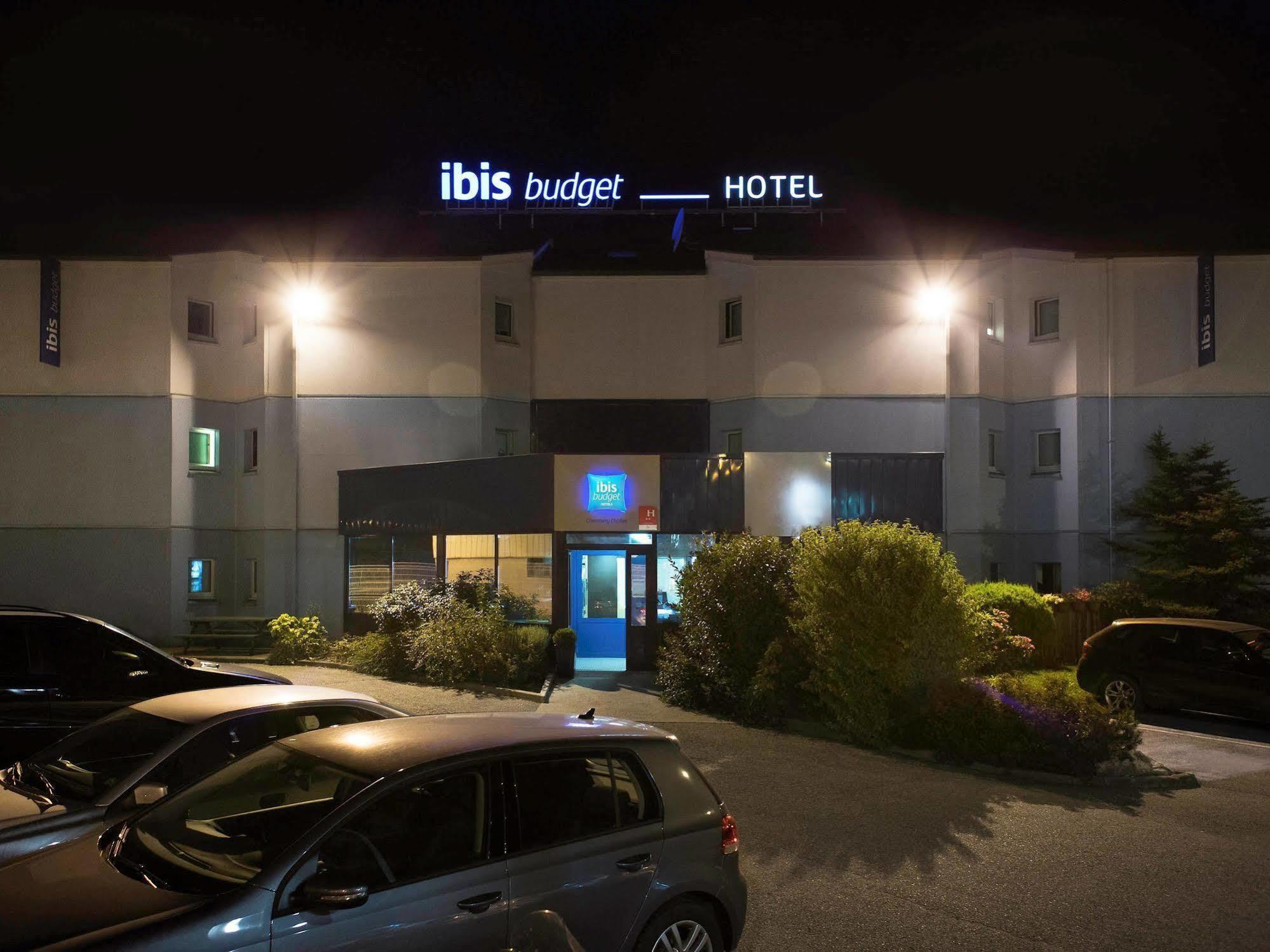 Ibis Budget Chambery Sud Challes Les Eaux Bagian luar foto