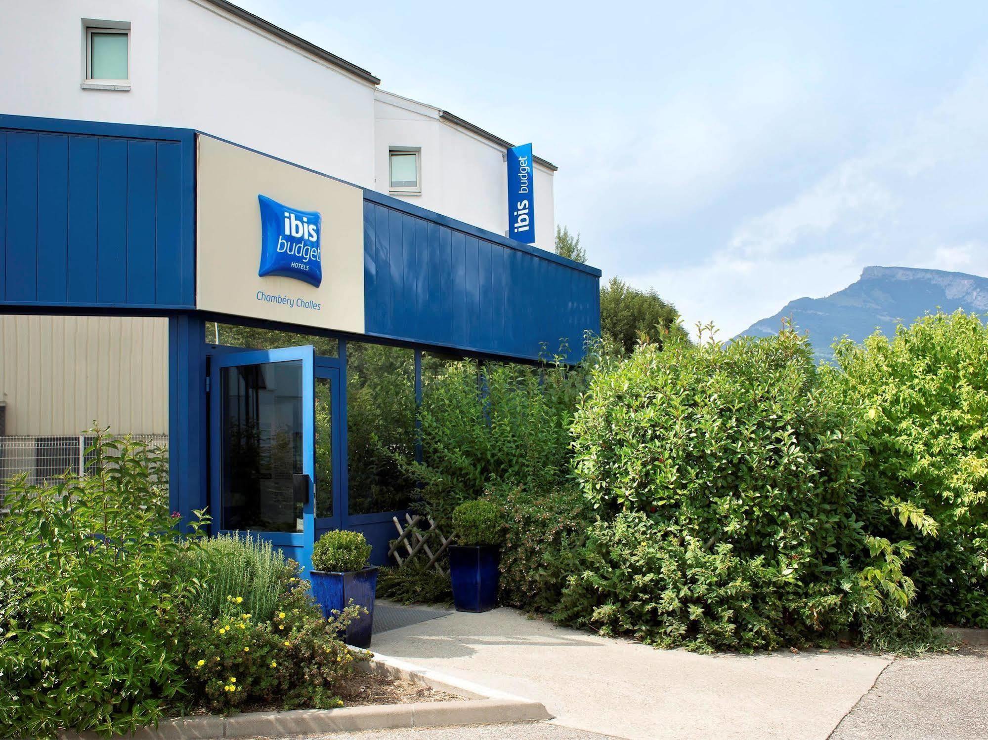 Ibis Budget Chambery Sud Challes Les Eaux Bagian luar foto