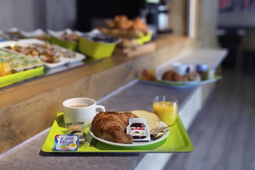 Ibis Budget Chambery Sud Challes Les Eaux Bagian luar foto